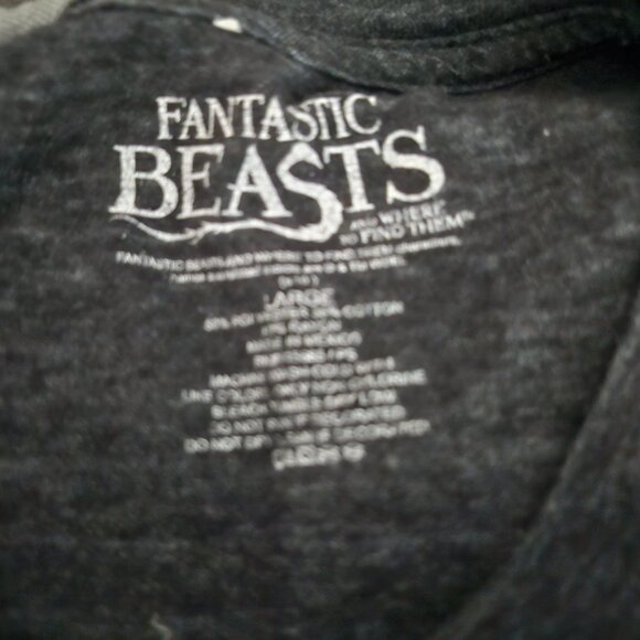 Fantastic Beasts shirt - Picture 2 of 2
